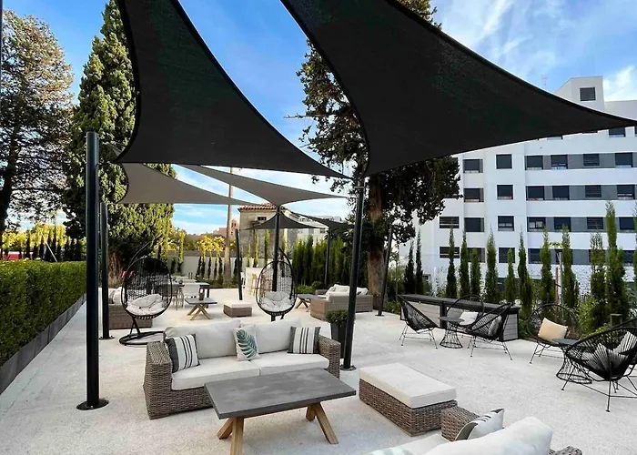 דירה Port-avenue, Design-wohnung, Pool, Strandnah