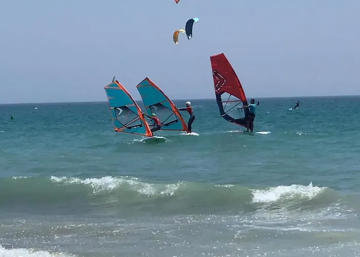 Port-avenue, Design-wohnung, Pool, Strandnah מארבלה