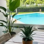 Port-avenue, Design-wohnung, Pool, Strandnah Марбелья