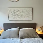 Port-avenue, Design-wohnung, Pool, Strandnah Lägenhet *