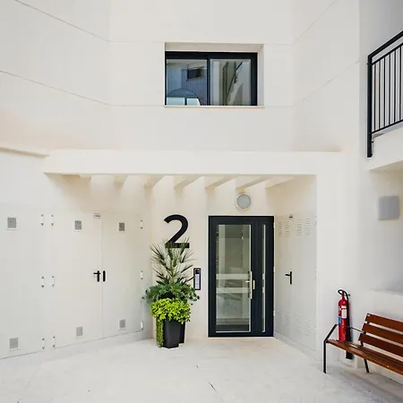 Port-avenue, Design-wohnung, Pool, Strandnah Апартаменти *