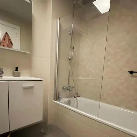 Port-avenue, Design-wohnung, Pool, Strandnah *