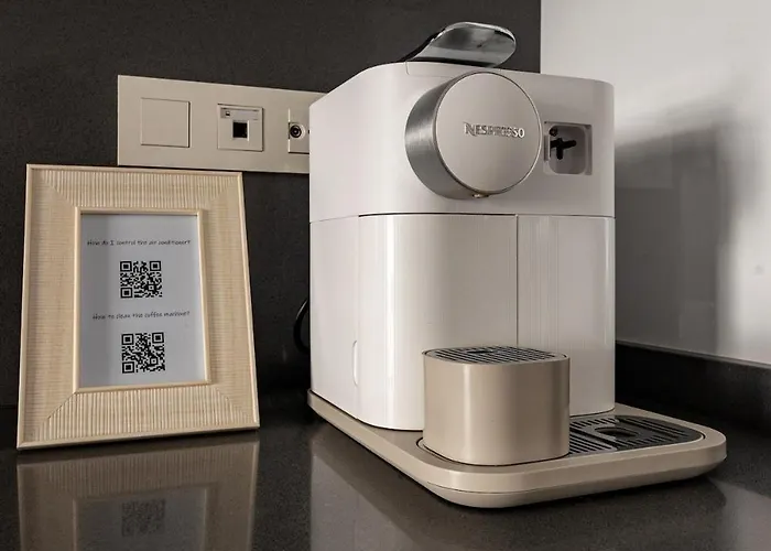 Port-avenue, Design-wohnung, Pool, Strandnah Διαμέρισμα