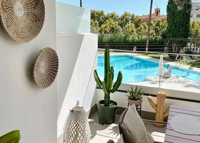 Port-avenue, Design-wohnung, Pool, Strandnah Διαμέρισμα *