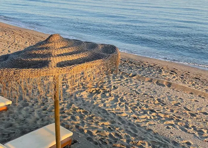 Апартаменти Port-avenue, Design-wohnung, Pool, Strandnah Марбелья