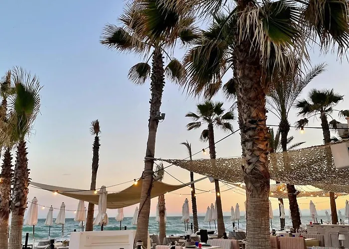 Διαμέρισμα Port-avenue, Design-wohnung, Pool, Strandnah Μαρμπέλλα